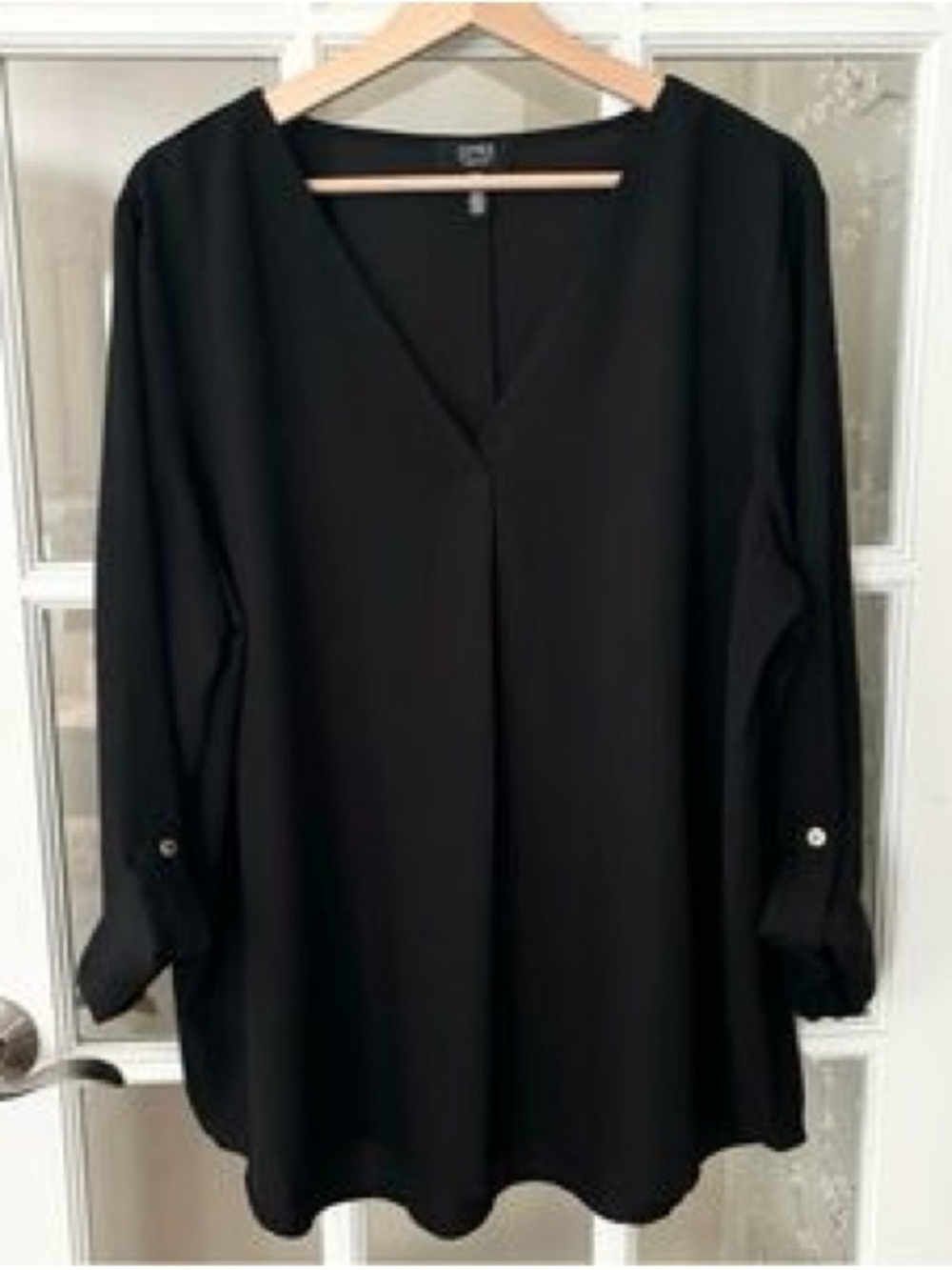 Jones New York V-Neck Long 3/4 Sleeve Blouse - Ladies sz Med